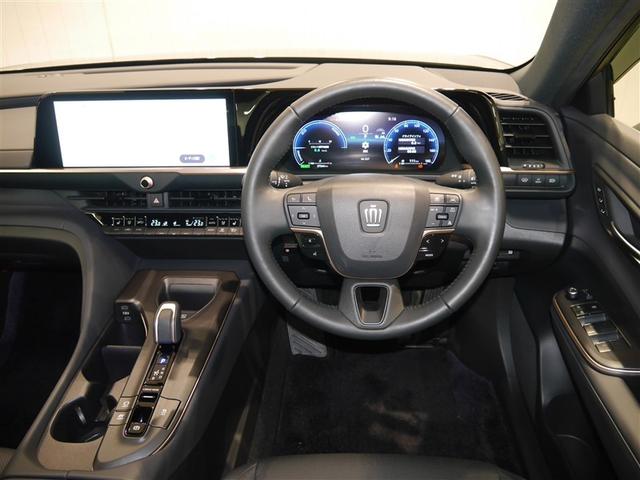 クラウンクロスオーバー Gレザーパッケージ クルーズコントロール パワーシート バックモニター LEDヘッドランプ レザーシート ドラレコ ETC 100V電源 フルセグTV 4WD スマートキー 盗難防止装置 ミュージックプレイヤー接続可(5枚目)