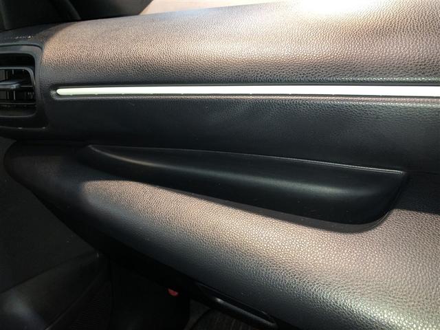 ヤリス Ｘ　追突防止装置　ＶＳＣ　スマートキー＆プッシュスタート　イモビライザー　寒冷地仕様　Ｂカメラ　マニュアルエアコン　ＥＴＣ付　ナビ　Ａクルコン　レンタアップ　４ＷＤ　パワーウインドウ　ＡＢＳ　キーレス（31枚目）