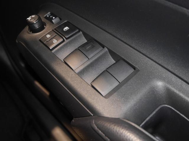 アクア X AC100V電源 オートエアコン LEDヘッド クルーズコントロール ナビ バックカメラ ETC サイドエアバッグ スマートキー 4WD 盗難防止システム エアバッグ メモリーナビ ESC ABS(32枚目)