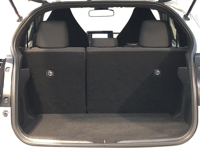 ヤリス Ｘ　ブレーキサポート　バックモニター　ナビ　横滑防止装置　寒冷地仕様　パワーウィンドウ　パワーステアリング　盗難防止　マニュアルエアコン　クルーズコントロール　ＥＴＣ付　キーレス　４ＷＤ　ＡＢＳ（32枚目）