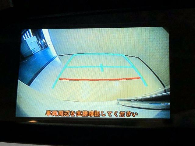 ハイエースバン ロングＤＸ　盗難防止装置　前席パワーウィンドウ　横滑り防止　３列シート　Ｗエアコン　運転席エアバッグ　ドライブレコーダー　バックカメラ　キーレス　ＥＴＣ車載器　パワーステアリング　記録簿　フルタイム４ＷＤ　寒冷地（4枚目）