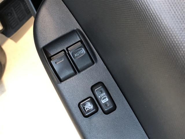 ハイエースバン ロングＤＸ　盗難防止装置　前席パワーウィンドウ　横滑り防止　３列シート　Ｗエアコン　運転席エアバッグ　ドライブレコーダー　バックカメラ　キーレス　ＥＴＣ車載器　パワーステアリング　記録簿　フルタイム４ＷＤ　寒冷地（13枚目）