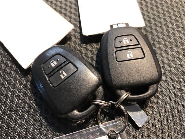ハイエースバン ロングＤＸ　盗難防止装置　前席パワーウィンドウ　横滑り防止　３列シート　Ｗエアコン　運転席エアバッグ　ドライブレコーダー　バックカメラ　キーレス　ＥＴＣ車載器　パワーステアリング　記録簿　フルタイム４ＷＤ　寒冷地（18枚目）