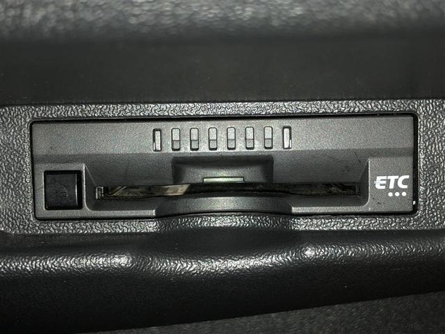 ハイエースバン ロングＤＸ　盗難防止装置　前席パワーウィンドウ　横滑り防止　３列シート　Ｗエアコン　運転席エアバッグ　ドライブレコーダー　バックカメラ　キーレス　ＥＴＣ車載器　パワーステアリング　記録簿　フルタイム４ＷＤ　寒冷地（19枚目）