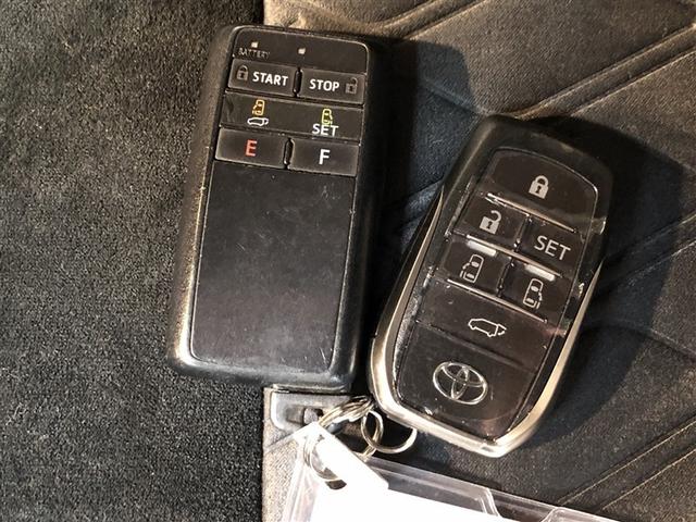 アルファード ２．５Ｓ　Ｃパッケージ　アイドリングＳ　ＡＷ　地デジＴＶ　メモリナビ　ドラレコ　横滑防止装置　寒冷地　パワーシート　ＥＴＣ車載器　ナビ＆ＴＶ　パワーステアリング　ＬＥＤ　キーレスエントリー　エアバッグ　盗難防止装置　４ＷＤ（25枚目）