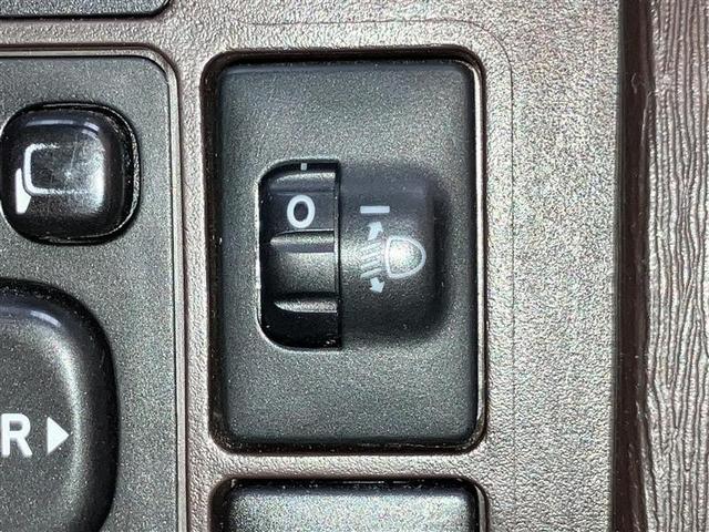 パッソ X Lパッケージ フロントベンチシート WSRS 横滑り防止 盗難防止装置 オートエアコン スマートキー 寒冷地仕様 ABS 4WD(20枚目)