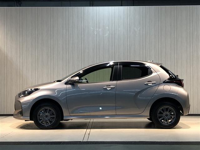 ヤリス X 追突防止装置 VSC スマートキー&プッシュスタート イモビライザー 寒冷地仕様 Bカメラ マニュアルエアコン ETC付 アルミホイール Aクルコン 4WD パワーウインドウ ABS キーレス(6枚目)