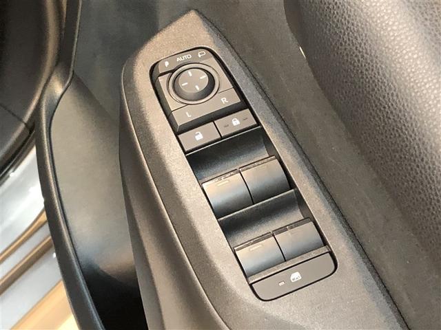 ヤリス X 追突防止装置 VSC スマートキー&プッシュスタート イモビライザー 寒冷地仕様 Bカメラ マニュアルエアコン ETC付 アルミホイール Aクルコン 4WD パワーウインドウ ABS キーレス(14枚目)