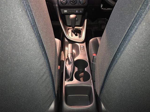 ヤリス X 追突防止装置 VSC スマートキー&プッシュスタート イモビライザー 寒冷地仕様 Bカメラ マニュアルエアコン ETC付 アルミホイール Aクルコン 4WD パワーウインドウ ABS キーレス(33枚目)