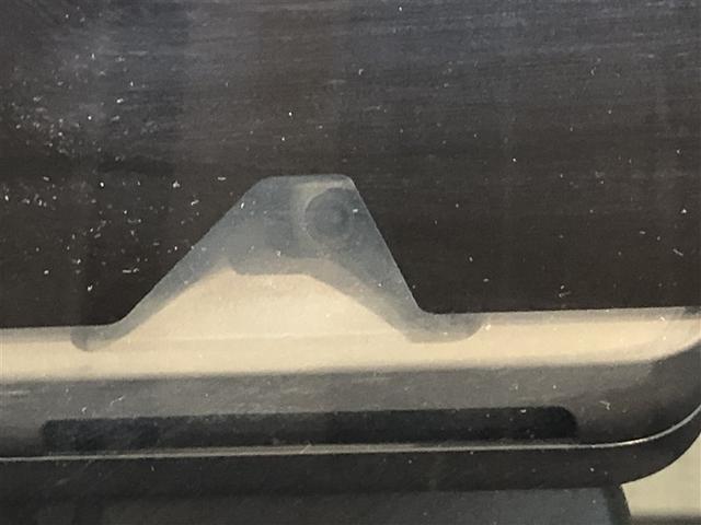 ハイエースバン ロングDX インテリジェントクリアランスソナー 盗難防止装置 前席パワーウィンドウ 横滑り防止 運転席エアバッグ バックカメラ キーレス パワーステアリング フルタイム4WD 寒冷地 エアコン ABS AUX接続(4枚目)