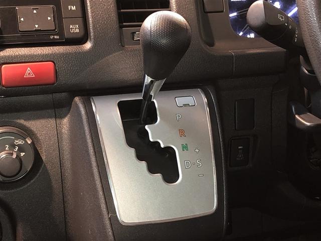 ハイエースバン ロングDX インテリジェントクリアランスソナー 盗難防止装置 前席パワーウィンドウ 横滑り防止 運転席エアバッグ バックカメラ キーレス パワーステアリング フルタイム4WD 寒冷地 エアコン ABS AUX接続(16枚目)