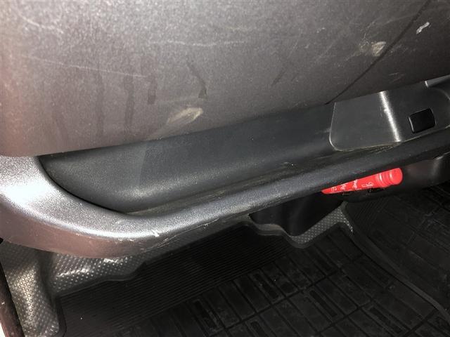 ハイエースバン ロングDX インテリジェントクリアランスソナー 盗難防止装置 前席パワーウィンドウ 横滑り防止 運転席エアバッグ バックカメラ キーレス パワーステアリング フルタイム4WD 寒冷地 エアコン ABS AUX接続(29枚目)