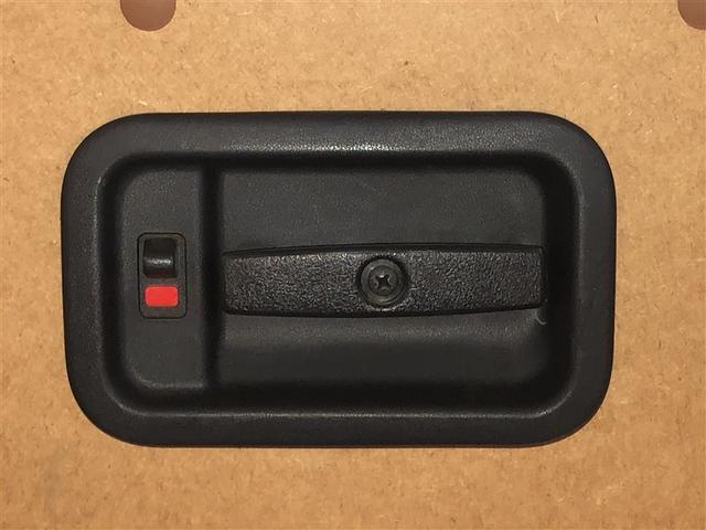 ハイエースバン ロングDX インテリジェントクリアランスソナー 盗難防止装置 前席パワーウィンドウ 横滑り防止 運転席エアバッグ バックカメラ キーレス パワーステアリング フルタイム4WD 寒冷地 エアコン ABS AUX接続(32枚目)