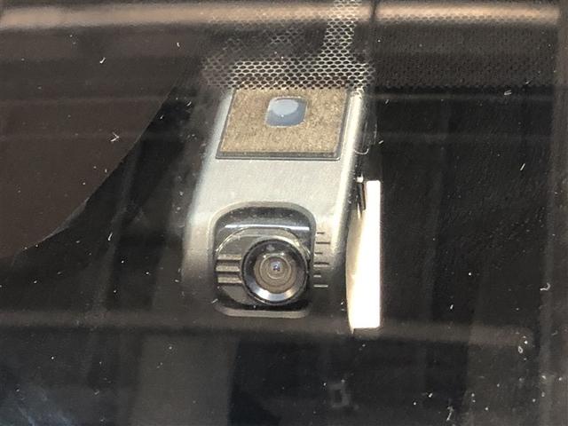 カローラツーリング ハイブリッド　Ｇ－Ｘ　レンタカーＵＰ　Ｂカメラ　ＡＣ１００Ｖ　ＬＥＤ　ドライブレコーダー　寒冷地仕様　スマートキー　ナビ　クルーズコントロール　横滑り防止装置　ＥＴＣ　４ＷＤ　ミュージックプレイヤー接続可　メモリーナビ（6枚目）