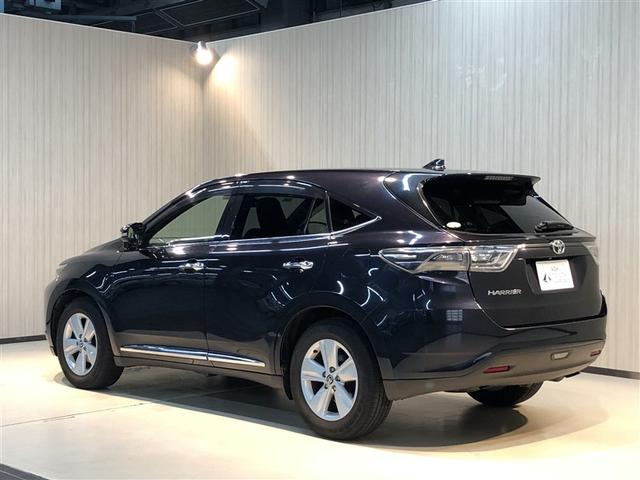 ハリアー エレガンス　Ｂカメラ　ＬＥＤライト　サイドエアバッグ　フルタイム４ＷＤ　オートエアコン　運転席パワーシート　横滑り防止装置　盗難防止システム　スマートキー　エアバッグ　パワーウインドウ　ＥＴＣ車載器　寒冷地仕様（7枚目）