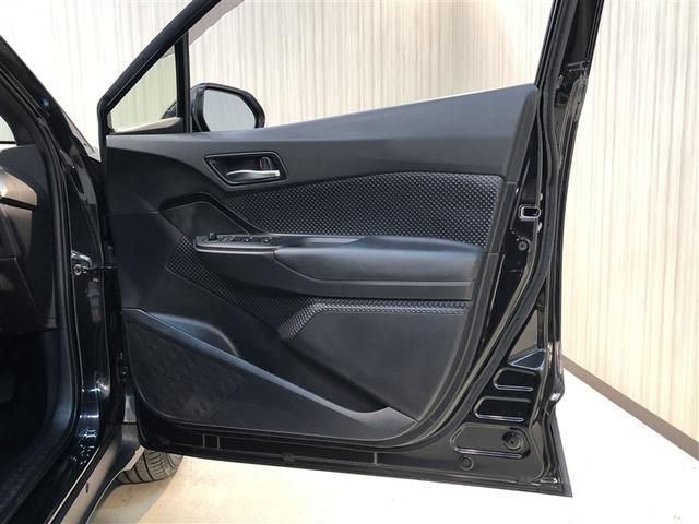 Ｃ－ＨＲ Ｓ－Ｔ　横滑防止装置　メディアプレイヤー接続　Ｂモニター　メモリナビ　ＡＢＳ　パワーウインドウ　ＡＡＣ　盗難防止システム　ナビＴＶ　クルコン　サイドエアバッグ　アルミ　キーフリー　ドラレコ　エアバッグ　４ＷＤ（13枚目）