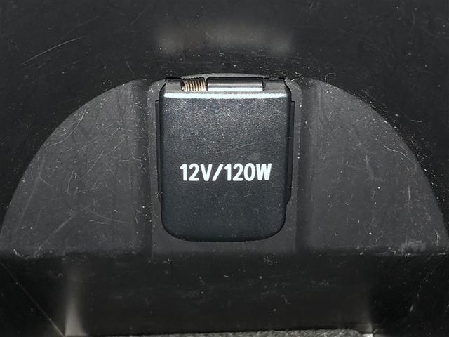 Ｃ－ＨＲ Ｓ－Ｔ　横滑防止装置　メディアプレイヤー接続　Ｂモニター　メモリナビ　ＡＢＳ　パワーウインドウ　ＡＡＣ　盗難防止システム　ナビＴＶ　クルコン　サイドエアバッグ　アルミ　キーフリー　ドラレコ　エアバッグ　４ＷＤ（29枚目）