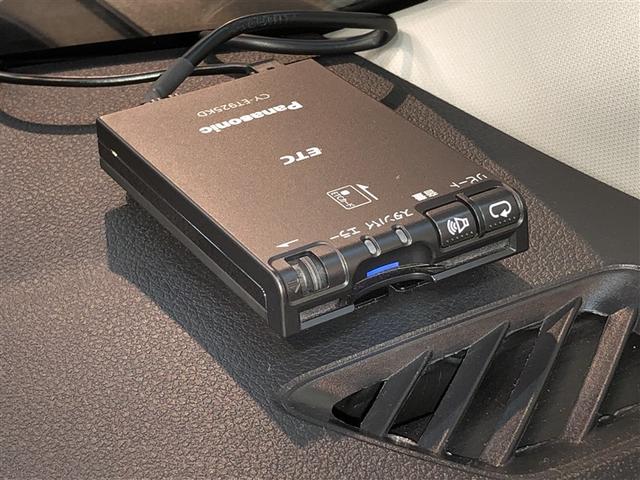 ライズ Ｚ　Ｂカメ　アイドリングＳＴＯＰ　イモビライザー　横滑り防止機能　ＬＥＤヘッドライト　寒冷地仕様　オートクルーズコントロール　アルミホイール　エアバッグ　スマートキ　４ＷＤ車　パワーウィンドウ　ＡＢＳ（22枚目）