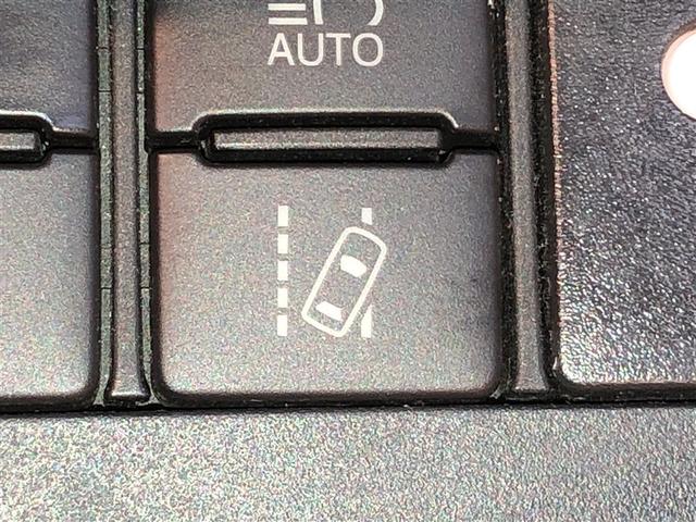 シエンタ Ｇ　クエロ　衝突被害軽減ブレーキ　両側パワースライドドア　ＬＥＤヘッドランプ　４ＷＤ　寒冷地仕様　ナビ＆ＴＶ　バックカメラ　メモリーナビ　盗難防止装置　キーレス　オートエアコン　３列シート　ＡＢＳ　横滑り防止機能（29枚目）