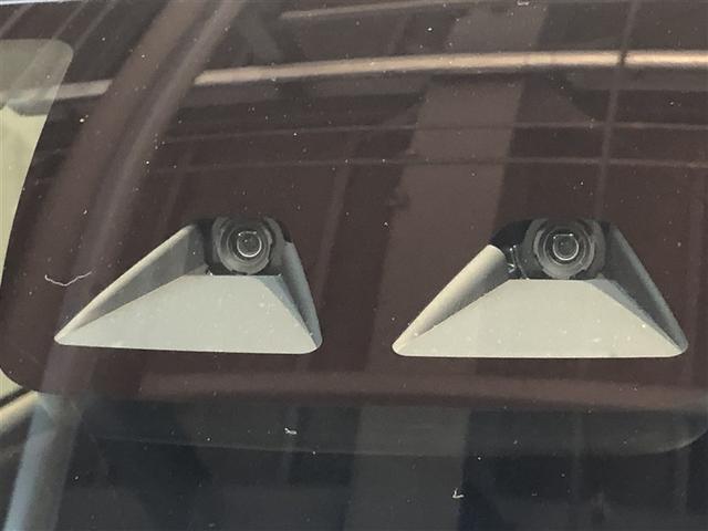 ピクシスエポック Ｘ　ＳＡＩＩＩ　誤発進抑制機能　横滑防止装置　キーレスエントリー　ＬＥＤヘッドライト　ＥＴＣ　アイドリングストップ　４ＷＤ　ナビ　バックカメラ　ＡＢＳ　エアコン　Ｗエアバック　メモリーナビ（4枚目）