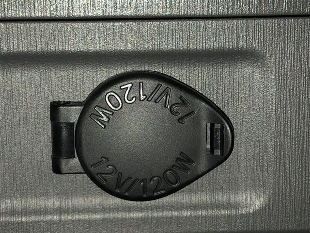 ＤＣ１２Ｖ／１０Ａ（消費電力１２０Ｗ）未満の電気製品を使用するときの電源としてお使いください。