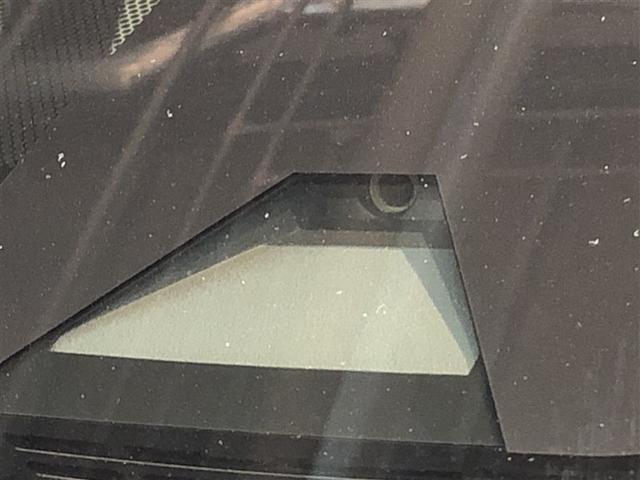 ヤリスクロス Z 寒冷地 VSC オートエアコン バックガイドモニター 盗難防止装置 メモリーナビ AWD ETC車載器 ミュージックプレイヤー接続可 キーレス アルミホイール LEDヘッドランプ エアバッグ ABS(4枚目)