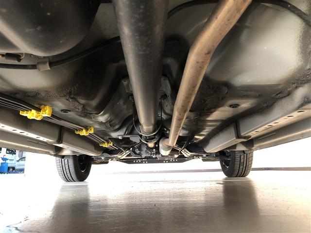 ピクシスエポック Ｘ　ＳＡＩＩＩ　誤発進抑制機能　横滑防止装置　キーレスエントリー　ＬＥＤヘッドライト　ＥＴＣ　アイドリングストップ　４ＷＤ　ナビ　バックカメラ　ＡＢＳ　エアコン　Ｗエアバック　メモリーナビ（9枚目）