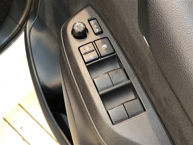 ヤリス ハイブリッドX サイドエアバッグ 盗難防止 VSC クルコン 4WD アイドリングストップ ETC スマートキー 寒冷地仕様 ナビ オートエアコン ミュージックプレイヤー接続可 メモリーナビ キーレス エアバッグ(13枚目)