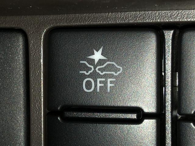 ルーミー Ｘ　パワーウインドウ　ナビ＆ＴＶ　Ｂカメラ　衝突軽減装置　キーレスエントリー　ＶＳＣ　スマートストップ　４ＷＤ車　スマートキー　ワンセグＴＶ　パワーステアリング　寒冷地　エアコン　盗難防止システム　ＡＵＸ（24枚目）