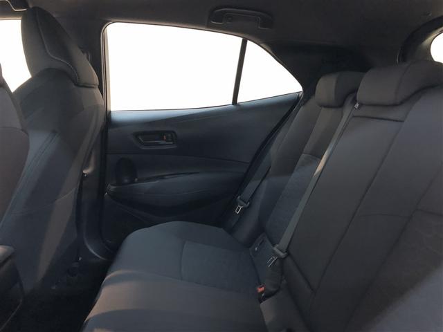 カローラスポーツ Ｇ　Ｘ　ドラレコ　アイドリングストップ　ナビ　ＬＥＤヘッドランプ　バックカメラ　衝突被害軽減システム　４ＷＤ　メモリーナビ　ミュージックプレイヤー接続可　ＥＴＣ　スマートキー　オートクルーズコントロール（12枚目）