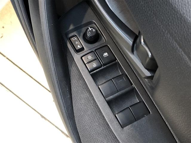 カローラスポーツ Ｇ　Ｘ　ドラレコ　アイドリングストップ　ナビ　ＬＥＤヘッドランプ　バックカメラ　衝突被害軽減システム　４ＷＤ　メモリーナビ　ミュージックプレイヤー接続可　ＥＴＣ　スマートキー　オートクルーズコントロール（14枚目）