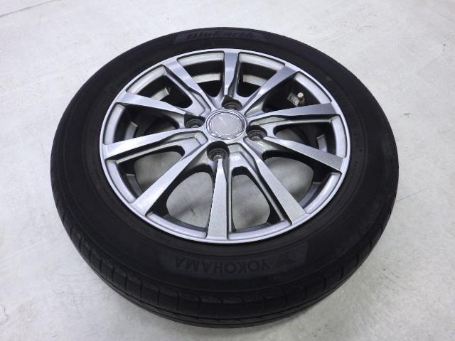 夏タイヤ純正アルミホイール付き