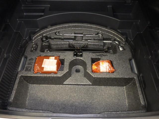 ハリアー Ｚ　４ＷＤ　フルセグ　メモリーナビ　バックカメラ　衝突被害軽減システム　ＥＴＣ　ドラレコ　ＬＥＤヘッドランプ（27枚目）