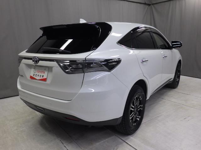 ハリアー プレミアム　４ＷＤ　フルセグ　メモリーナビ　バックカメラ　衝突被害軽減システム　ＥＴＣ　ドラレコ　アイドリングストップ（4枚目）