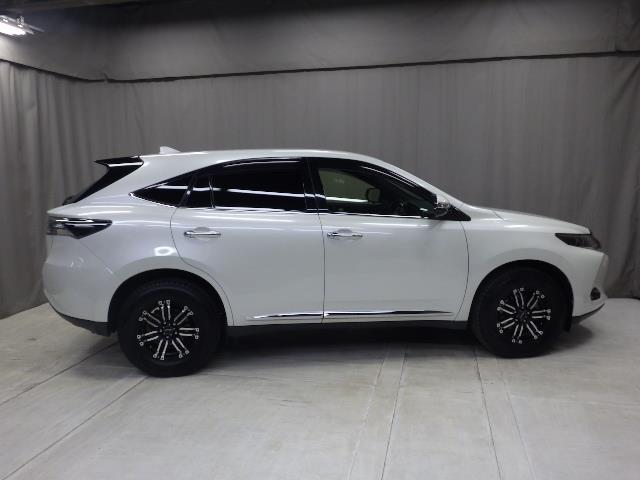 ハリアー プレミアム　４ＷＤ　フルセグ　メモリーナビ　バックカメラ　衝突被害軽減システム　ＥＴＣ　ドラレコ　アイドリングストップ（5枚目）