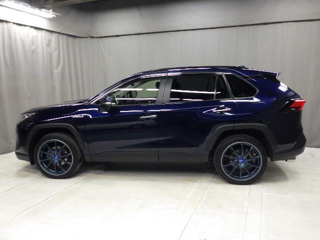 ＲＡＶ４ ハイブリッドＧ　４ＷＤ　フルセグ　メモリーナビ　バックカメラ　衝突被害軽減システム　ＥＴＣ　ＬＥＤヘッドランプ（2枚目）