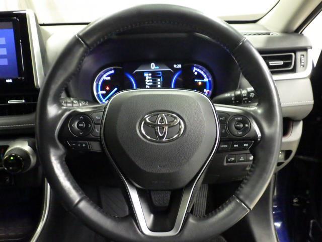 ＲＡＶ４ ハイブリッドＧ　４ＷＤ　フルセグ　メモリーナビ　バックカメラ　衝突被害軽減システム　ＥＴＣ　ＬＥＤヘッドランプ（8枚目）