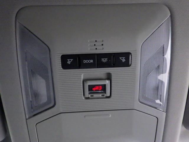 ＲＡＶ４ ハイブリッドＧ　４ＷＤ　フルセグ　メモリーナビ　バックカメラ　衝突被害軽減システム　ＥＴＣ　ＬＥＤヘッドランプ（17枚目）