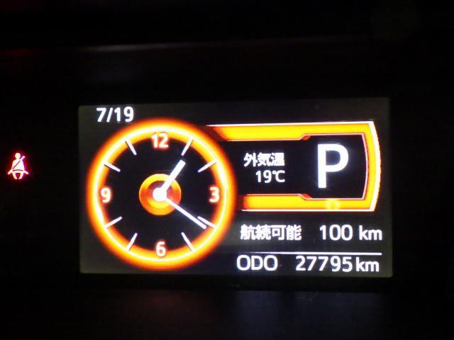 タンク カスタムＧ　４ＷＤ　ワンセグ　メモリーナビ　バックカメラ　衝突被害軽減システム　ＥＴＣ　両側電動スライド　ＬＥＤヘッドランプ　アイドリングストップ（18枚目）