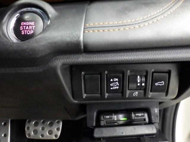 レガシィアウトバック リミテッドＥＸ　革シート　４ＷＤ　フルセグ　メモリーナビ　ミュージックプレイヤー接続可　バックカメラ　衝突被害軽減システム　ＥＴＣ　ドラレコ　ＬＥＤヘッドランプ（16枚目）