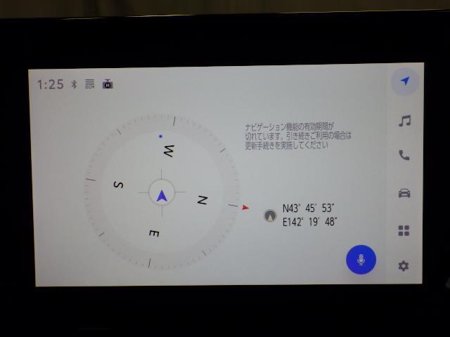 カローラクロス ハイブリッド　Ｚ　４ＷＤ　フルセグ　バックカメラ　衝突被害軽減システム　ＥＴＣ　ＬＥＤヘッドランプ（12枚目）