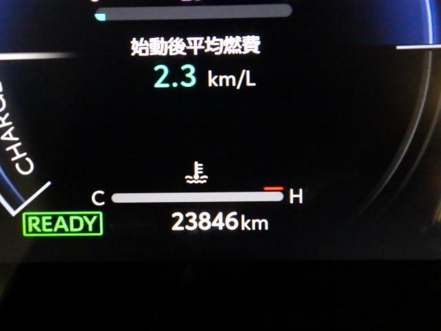 カローラクロス ハイブリッド　Ｚ　４ＷＤ　フルセグ　バックカメラ　衝突被害軽減システム　ＥＴＣ　ＬＥＤヘッドランプ（21枚目）