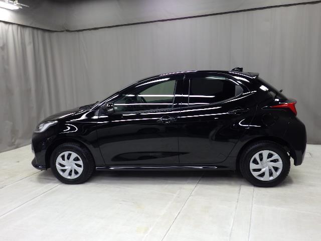 ヤリス Ｇ　４ＷＤ　バックカメラ　衝突被害軽減システム　ドラレコ　ＬＥＤヘッドランプ（2枚目）