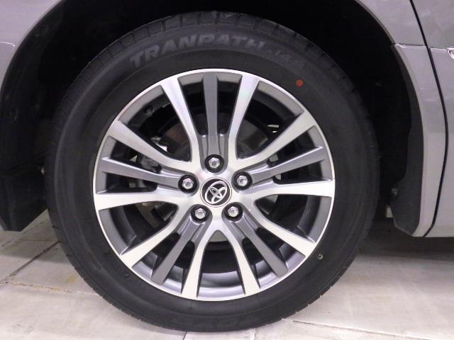 エスティマ アエラス　ウェルキャブ　福祉車両　４ＷＤ　フルセグ　メモリーナビ　バックカメラ　衝突被害軽減システム　ＥＴＣ　両側電動スライド　ＬＥＤヘッドランプ　乗車定員７人　３列シート（27枚目）
