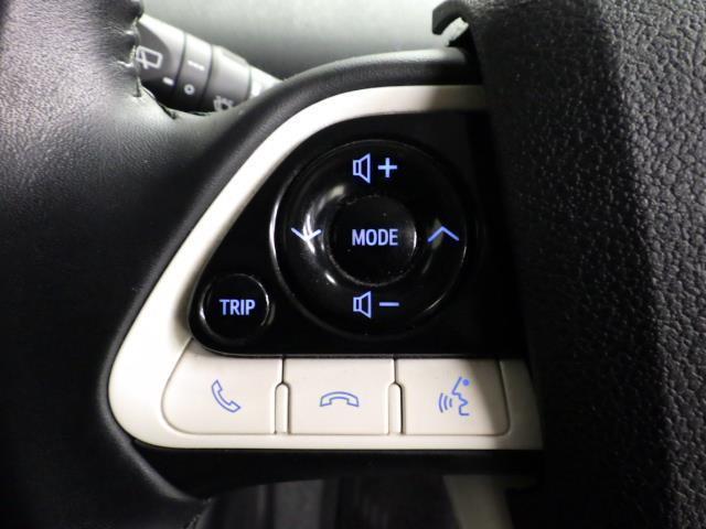 プリウス S 4WD フルセグ メモリーナビ バックカメラ 衝突被害軽減システム ETC LEDヘッドランプ(9枚目)