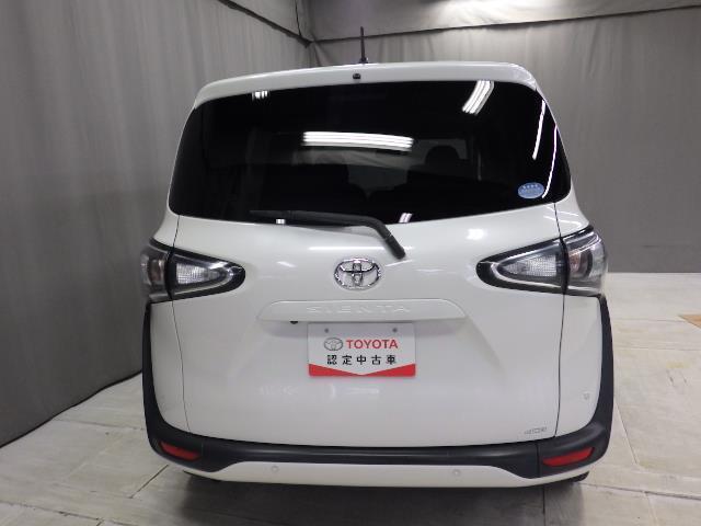 シエンタ Ｘ　４ＷＤ　メモリーナビ　バックカメラ　衝突被害軽減システム　ＥＴＣ　電動スライドドア　乗車定員６人　３列シート（3枚目）