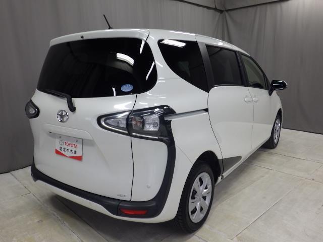 シエンタ Ｘ　４ＷＤ　メモリーナビ　バックカメラ　衝突被害軽減システム　ＥＴＣ　電動スライドドア　乗車定員６人　３列シート（4枚目）