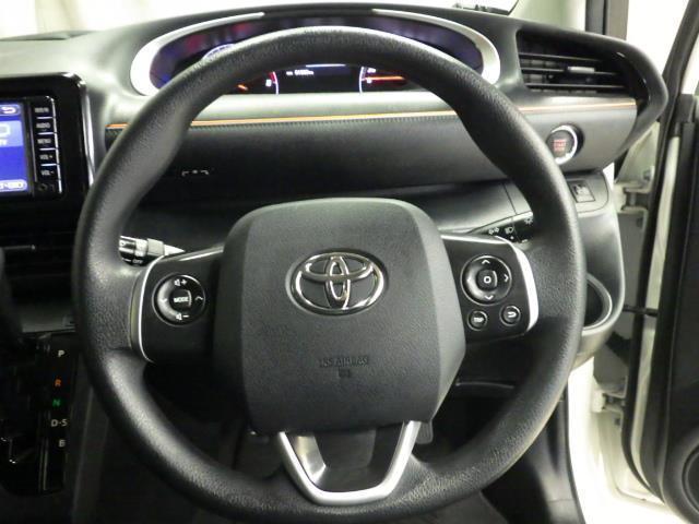 シエンタ Ｘ　４ＷＤ　メモリーナビ　バックカメラ　衝突被害軽減システム　ＥＴＣ　電動スライドドア　乗車定員６人　３列シート（8枚目）