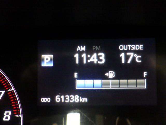 シエンタ Ｘ　４ＷＤ　メモリーナビ　バックカメラ　衝突被害軽減システム　ＥＴＣ　電動スライドドア　乗車定員６人　３列シート（19枚目）