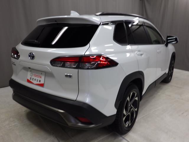 カローラクロス ハイブリッド　Ｚ　４ＷＤ　フルセグ　バックカメラ　衝突被害軽減システム　ＥＴＣ　ＬＥＤヘッドランプ（4枚目）